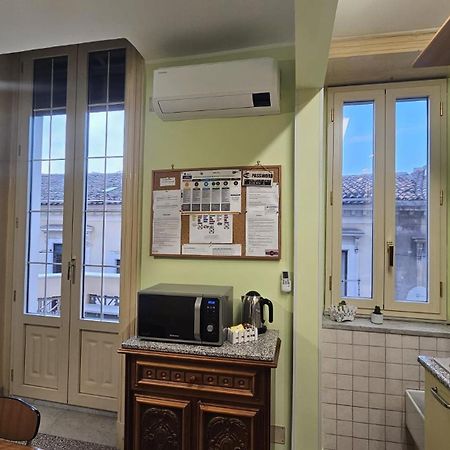 Palazzo Vitrano - Tourist Apartment Catánia Buitenkant foto