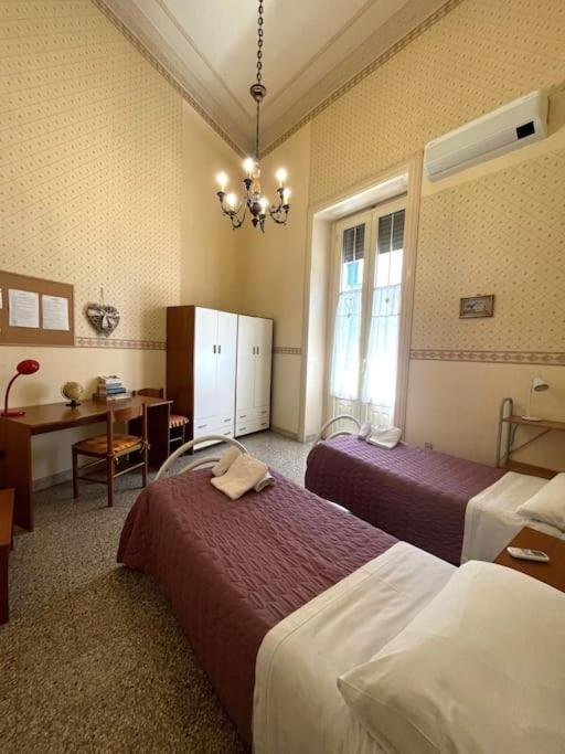 Palazzo Vitrano - Tourist Apartment Catánia Buitenkant foto